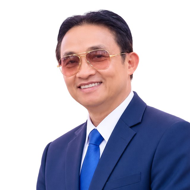 Dr. Yin Vuthy